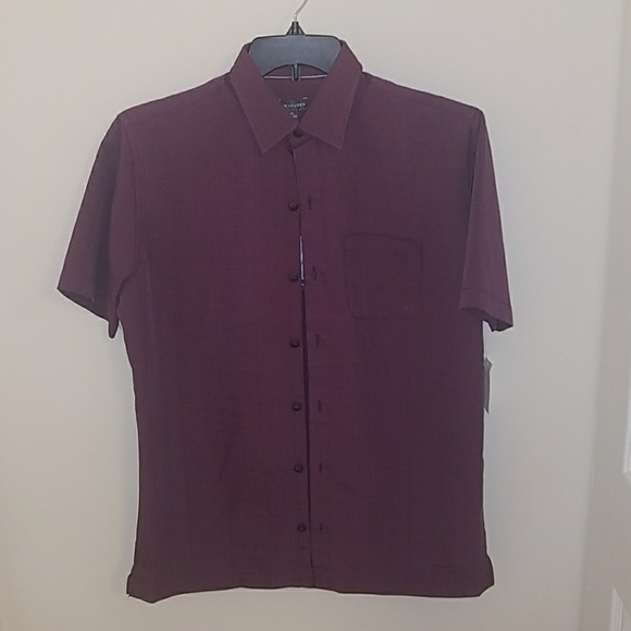 Van Heusen Wicking/Cooling Button Down Shirt NWT S - Picture 2 of 5
